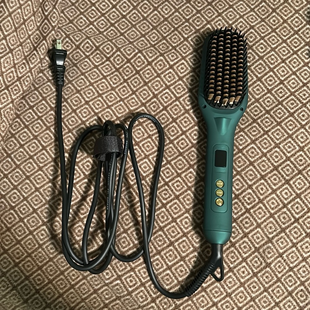 brand new never used, bought just a few months ago but don’t need it anymore